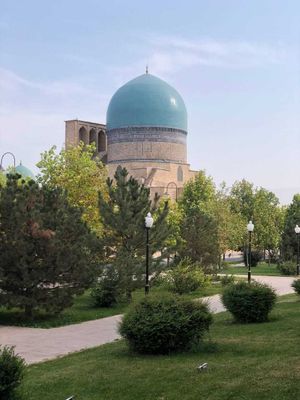 Shahrisabz qal'a ichidan srochna 2 xonali dom sotiladi 61 m2