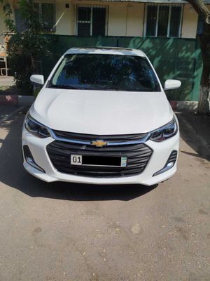 Onix premier 2 plus. Пробег 13 000. Год 2024