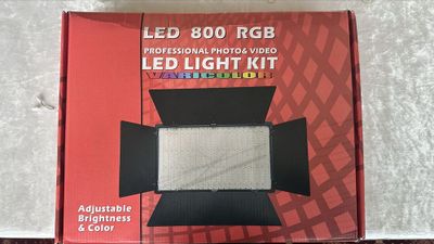 Led 800 RGB LIGHT + 2ta batareykali