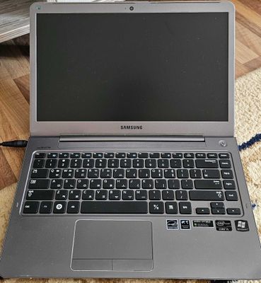 Samsung Ultra intel core i5