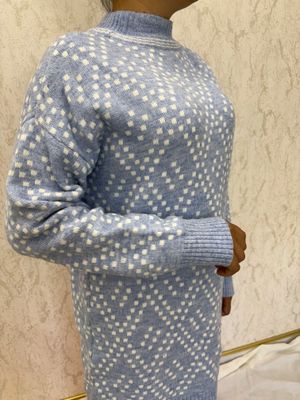 Свитер