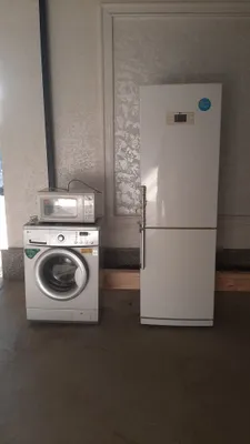 Холодильник, кирювиш машинаси ва микравалновка LG сотилади.