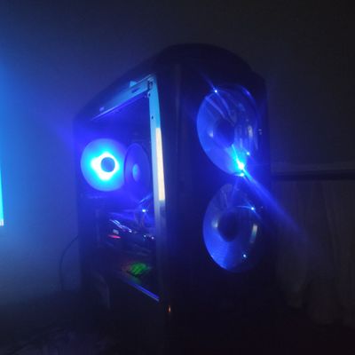 Oyin uchun byudjetniy va kuchli tayyor case i7
