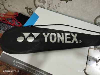 Badminton raketka "YONEX" deyarli ishlatilmagan holati a'lo