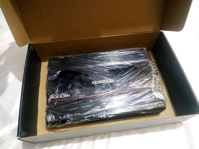 Усилетель Kenwood 1000 W (4 канал)