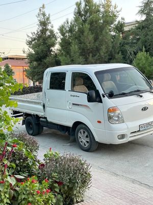 Kia bongo 3 сотилади