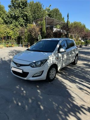 Hyundai i20 своя