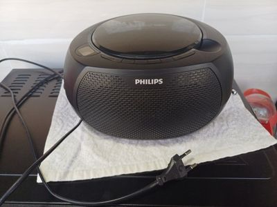 Продам музыкальный ящик Philips