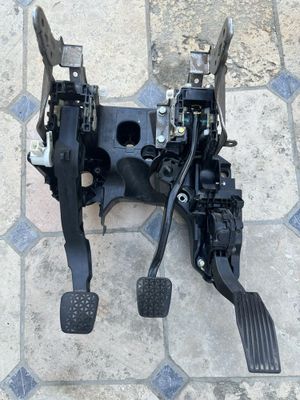 Pedal shaxta malibu 1 mexanika
