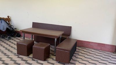 Kuxiniy ugalok srochna sotiladi