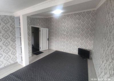 Миробод тумани Ойбек метро ёнида 2 хонали квартира