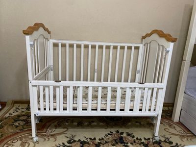 Krovat detskiy b/u 300.000 uchtepa