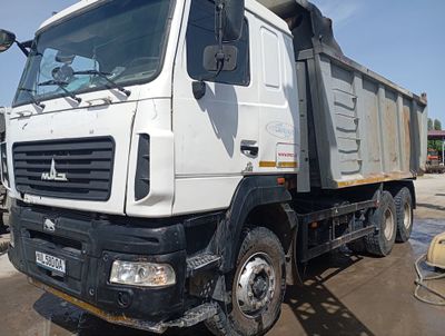 MAZ Dizel 2019yil 23 000 kg