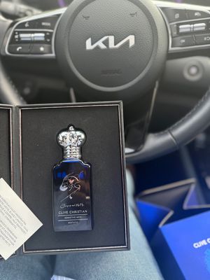 Духи 100$ кеды 30$ сумка 130$ все оригинал