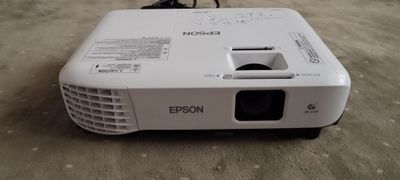 Проектор Epson .