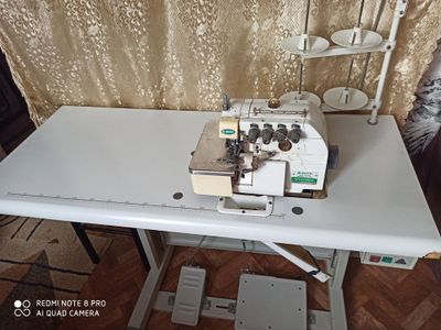 Продается оверлог