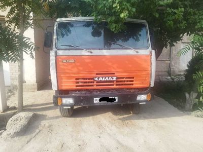 Kamaz 1987-yilda ishlab chiqarilgan