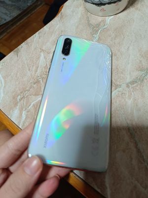 Xiaomi 9 lite продается