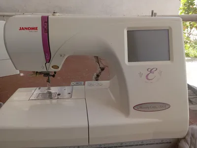 Janome 350E vishevka mashinkasi