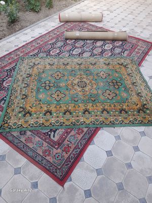 Продаются 1 ковёр и 2 дорожки