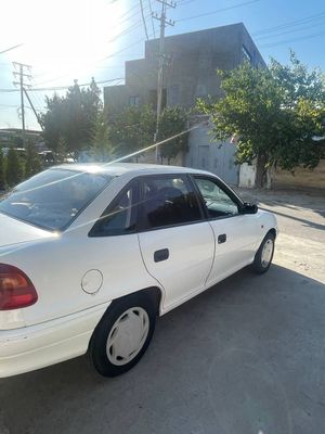 Opel astra 1987 yil
