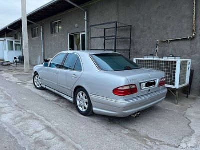 W 210 Avangard E320 sotiladi