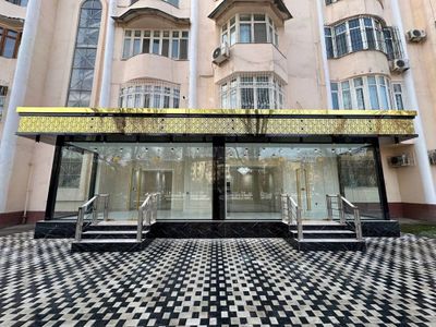 Продается нежилое помещение в центре