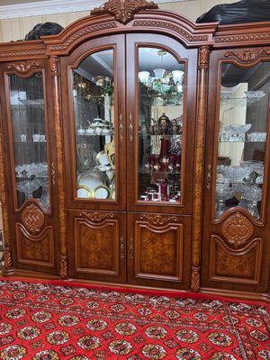 Продается гостиная мебель