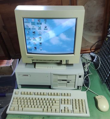 Compaq Pentium 1 ретро компьютер