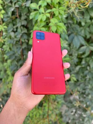 Samsung Galaxy A12 sotiladi
