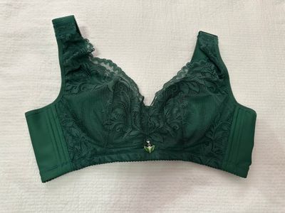 Бюстгальтер без косточек кружево. Размер 90D