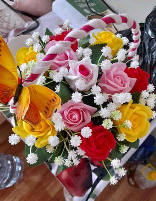 suniy chiroyli gul