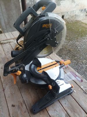 Тарцовка INGCO Mitre Saw 1400W