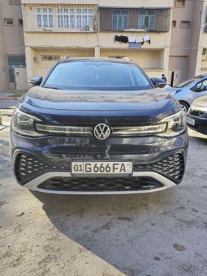 Volkswagen id 6 Pure Plus 7 Местный 2022 Года