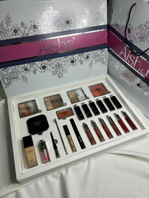 Aisha cosmetics katta nabor
