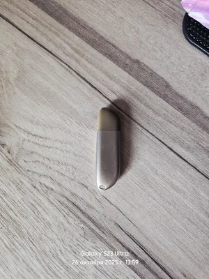 продам USB флешку