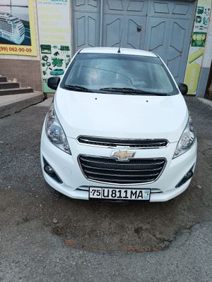 Spark chevrolet ideal