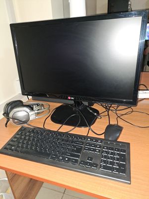 Kompyuter sotiladi