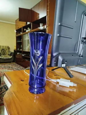 Продается ваза не дорого