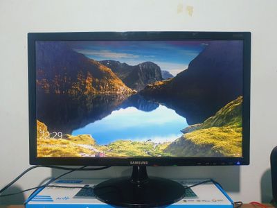 Monitor Samsung S22D300