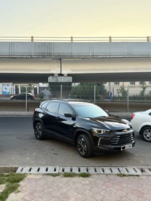 Tracker 2 LT qora