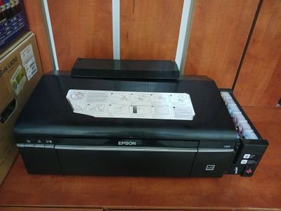 Принтер для фото epson L 800 продаётся. 2 штуки