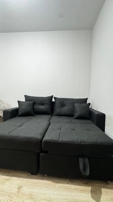 Продам новый диван, стол и стулья