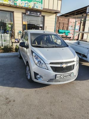Спарк сотилади бензин