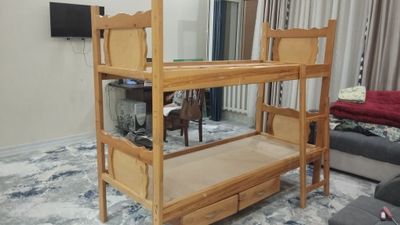 2 этажлик кровать сотилади