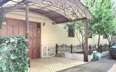 Продается Дом в Чиланзарском районе (Домбробат, 16 гор. больница)