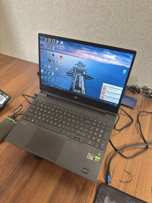 HP Victus R7 sotiladi