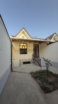 Nazarbek Tekstilda yangi bitkan uy