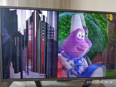 LG SMART TV 42 Телевизор экрани синган, б/у