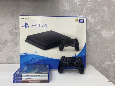 Playstation 4 Slim
